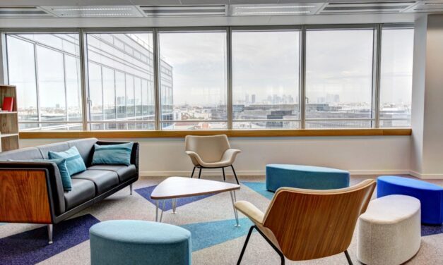 Why Choosing Office Furniture in Abu Dhabi is a Little Complicated