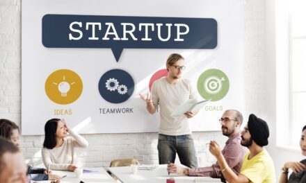 7 Essentials Components of a Convincing Startup Pitch Deck